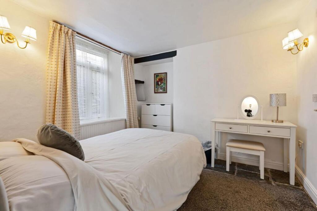 Myrtle Cottage Боскасъл Екстериор снимка