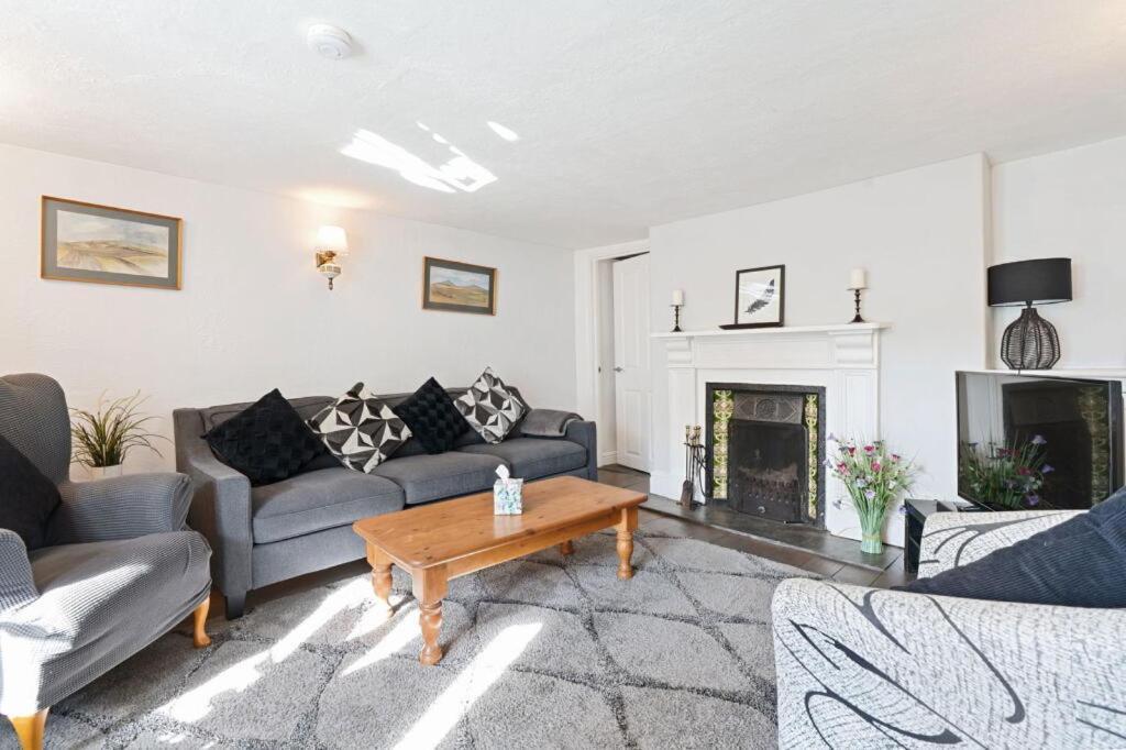 Myrtle Cottage Боскасъл Екстериор снимка